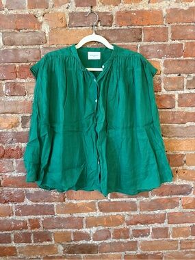 Relaxed Emerald Green Button-Front Blouse